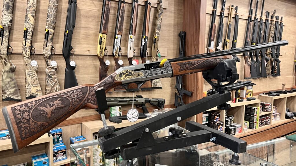 بنادق الخرطوش نصف اوتوماتيكية-هواةالصيد-عمان-الاردن