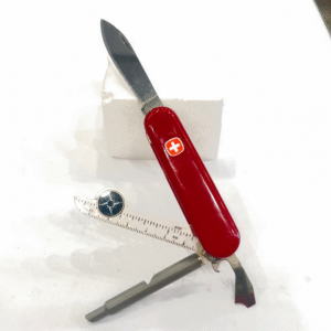 عدة WENGER سويسرية - 4 وظائف