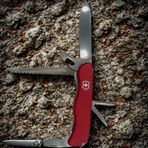 سكين Forester سويسري من Victorinox