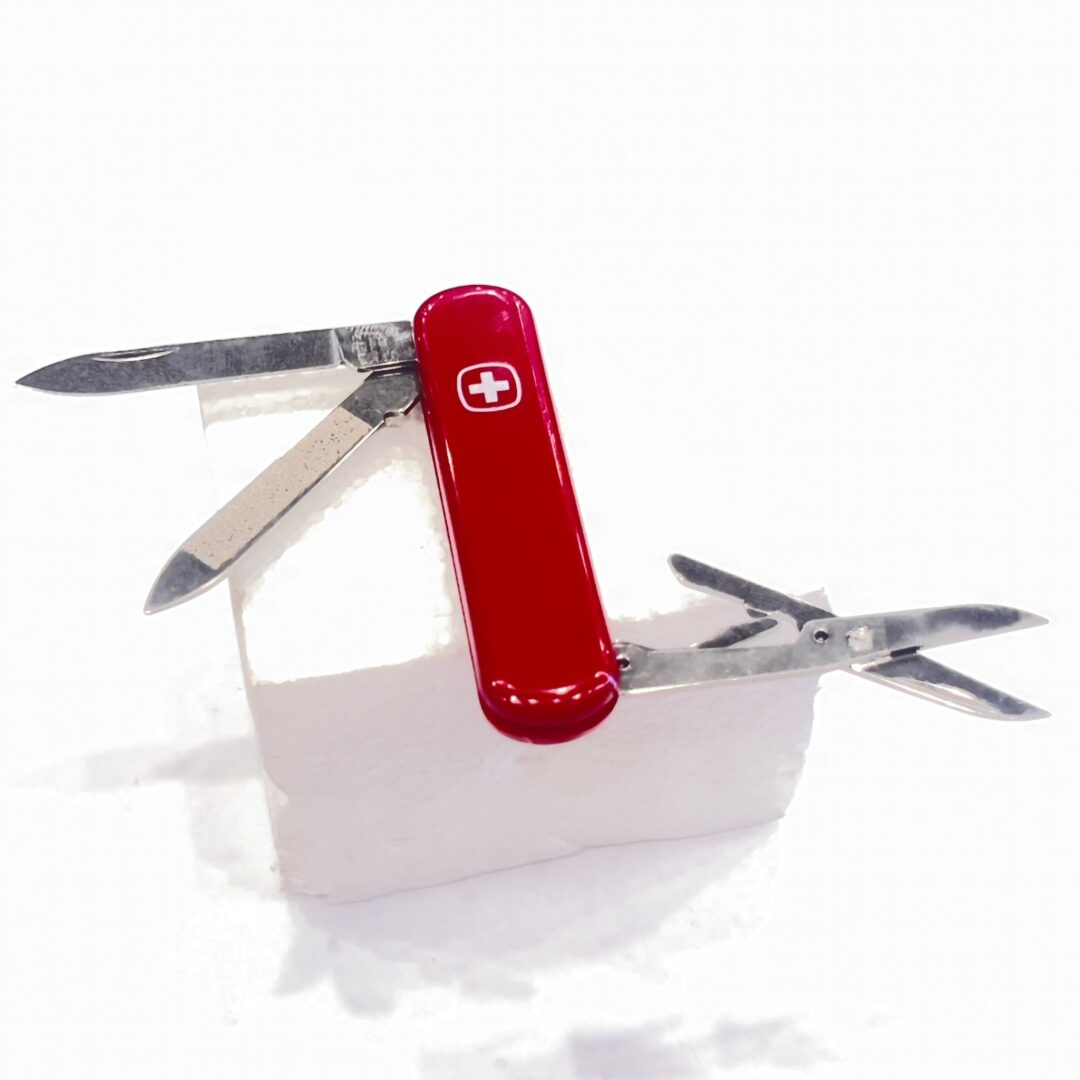 سكين سويسرية Victorinox Classic SD - ألوان كلاسيكية (7 وظائف)