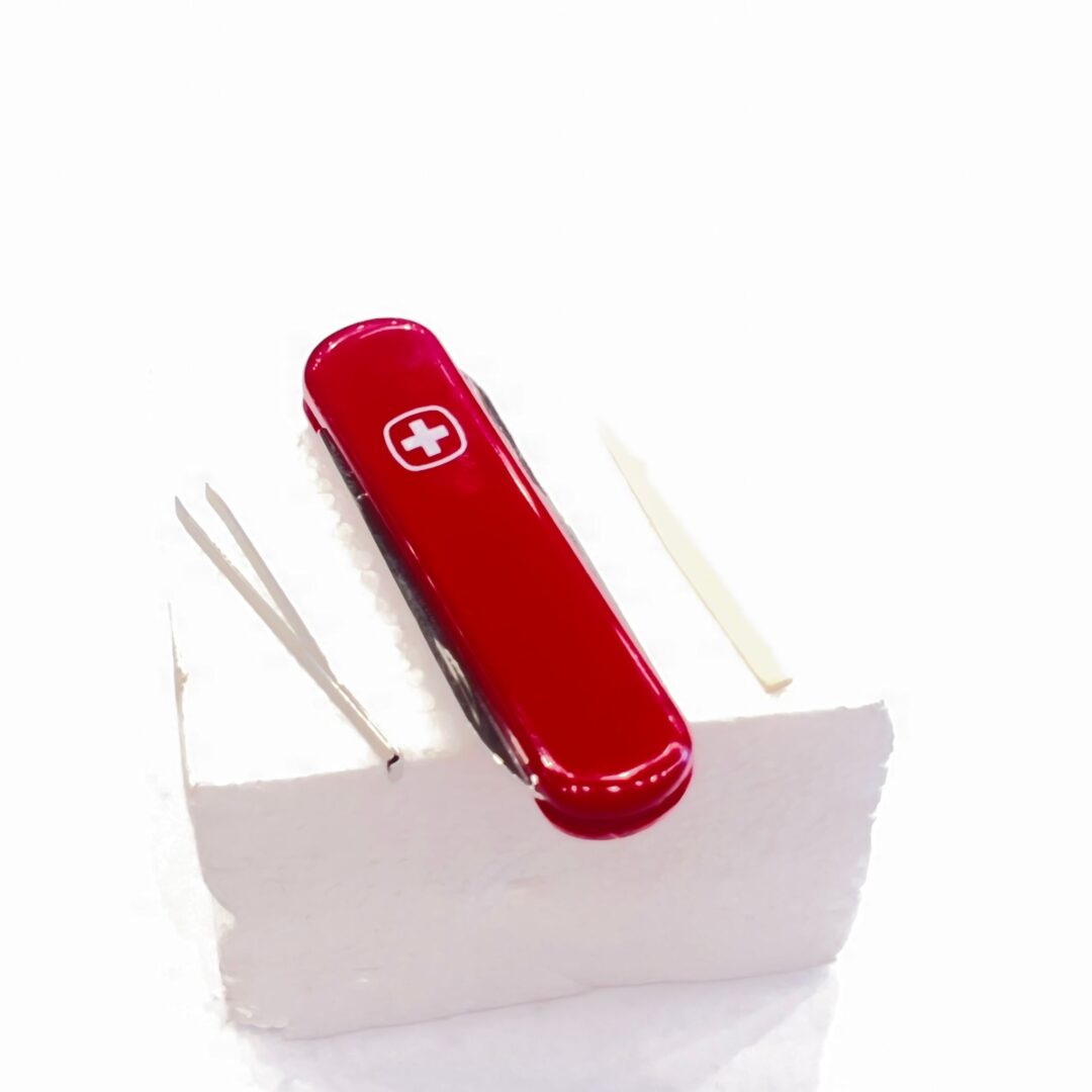 سكين سويسرية Victorinox Classic SD - ألوان كلاسيكية (7 وظائف)